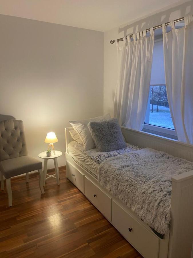Lux Plus Apartament Chodziez, Zwyciestwa 13 Екстер'єр фото
